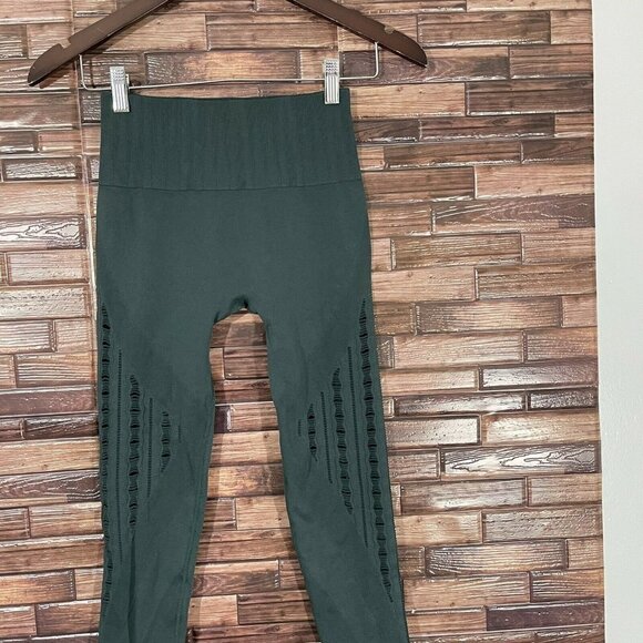 Savvi Seamless Mantra Cut out Leggings Tight Womens Size XS/S Hunter Green - Picture 3 of 6